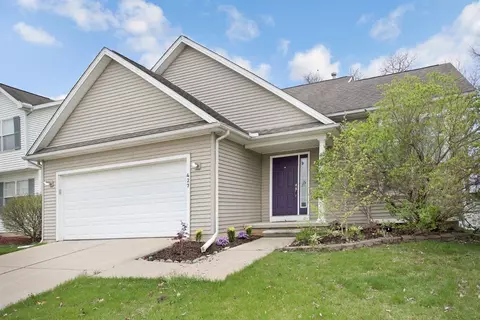 427 Cambridge Dr, Dexter, MI 48130 photo 1
