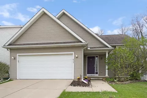 427 Cambridge Dr, Dexter, MI 48130 photo 2