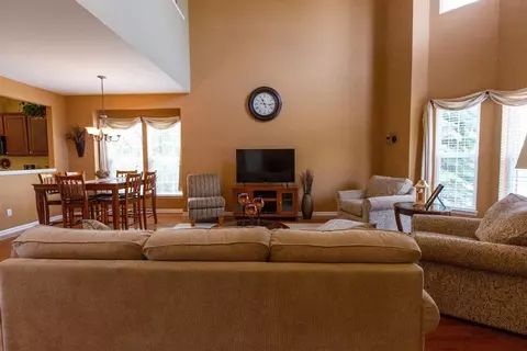 2259 Vanderbilt Rd, Canton, MI 48188 photo 4