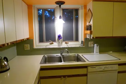 2104 Needham Rd, Ann Arbor, MI 48104 photo 27