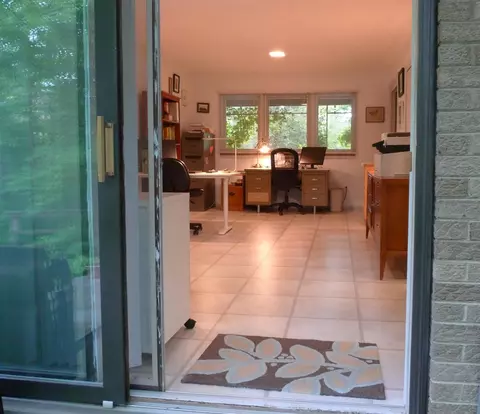 2104 Needham Rd, Ann Arbor, MI 48104 photo 40