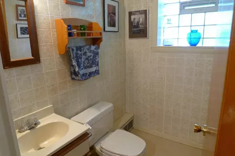 2104 Needham Rd, Ann Arbor, MI 48104 photo 23