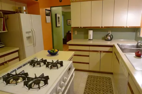 2104 Needham Rd, Ann Arbor, MI 48104 photo 26