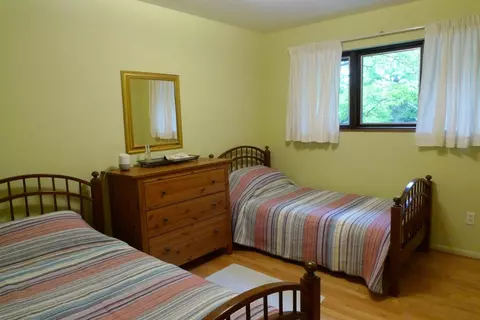 2104 Needham Rd, Ann Arbor, MI 48104 photo 45