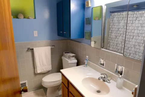 2104 Needham Rd, Ann Arbor, MI 48104 photo 29