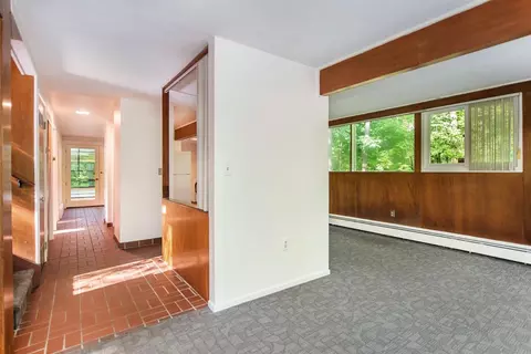 910 Sunset Rd, Ann Arbor, MI 48103 photo 4