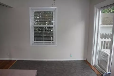 2310 Oxford, Jackson, MI 49201 photo 10