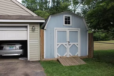 2310 Oxford, Jackson, MI 49201 photo 26