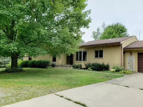 7890 Warner Rd, Saline, MI 48176 photo 1