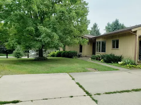 7890 Warner Rd, Saline, MI 48176 photo 2