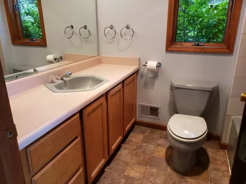 7890 Warner Rd, Saline, MI 48176 photo 17
