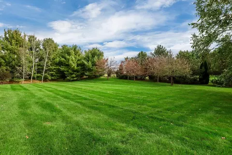 6405 Brookview Dr, Saline, MI 48176 photo 72