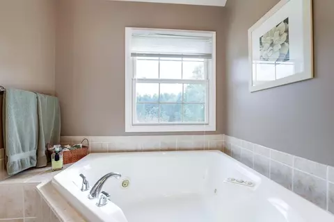 6405 Brookview Dr, Saline, MI 48176 photo 31