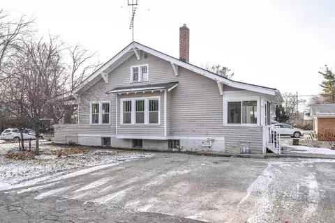 207 E Henry St, Saline, MI 48176 photo 5