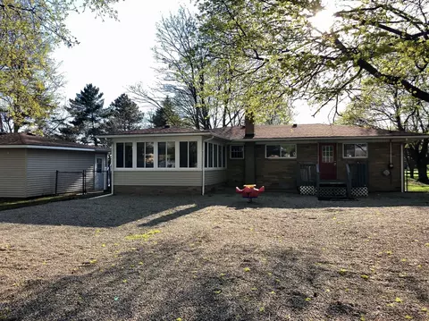 6971 N Maple Rd, Saline, MI 48176 photo 1