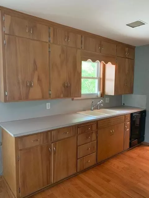 6971 N Maple Rd, Saline, MI 48176 photo 8
