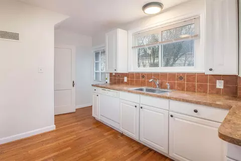 1205 E Stadium Blvd, Ann Arbor, MI 48104 photo 4