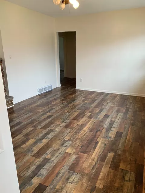 412 Brown St, Tecumseh, MI 49286 photo 5