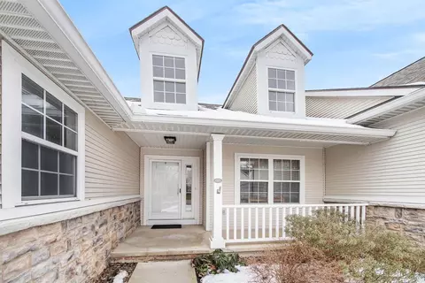 3433 Huron View Ct, Dexter, MI 48130 photo 3