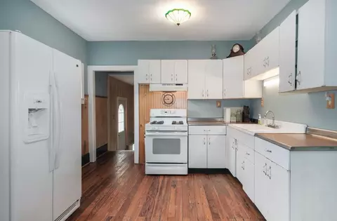 119 Sycamore St, Jackson, MI 49202 photo 6