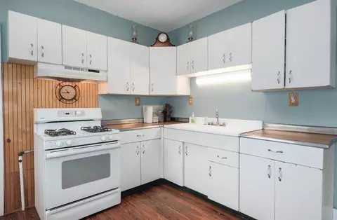 119 Sycamore St, Jackson, MI 49202 photo 7