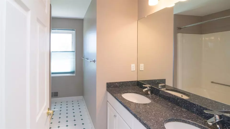  4285 Boulder Pond Dr, Ann Arbor, MI 48108 photo 35