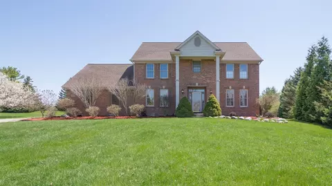 4285 Boulder Pond Dr, Ann Arbor, MI 48108