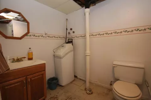 446 Hollywood, Saline, MI 48176 photo 16