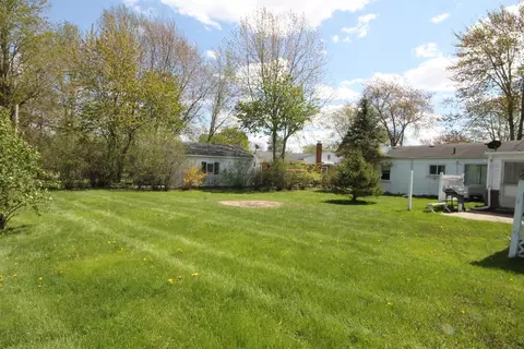 446 Hollywood, Saline, MI 48176 photo 19