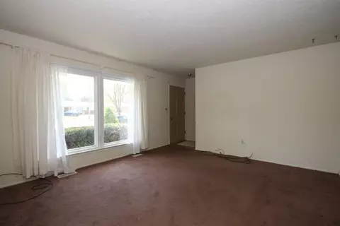446 Hollywood, Saline, MI 48176 photo 9
