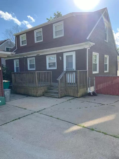 833 Winston Dr, Monroe, MI 48161 photo 3