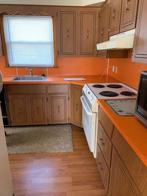 833 Winston Dr, Monroe, MI 48161 photo 6