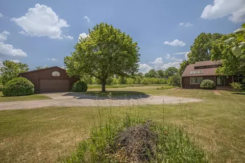 12400 Roepke Rd, Gregory, MI 48137 photo 1