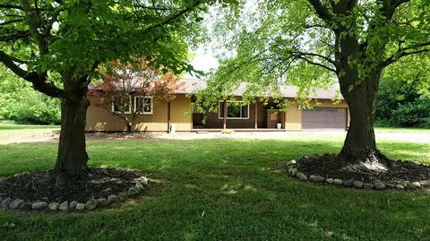 11250 Connell Dr, Dexter, MI 48130 photo 1