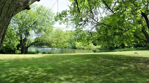 11250 Connell Dr, Dexter, MI 48130 photo 4