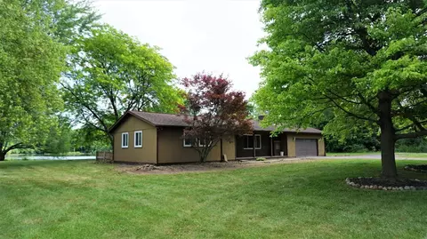 11250 Connell Dr, Dexter, MI 48130 photo 3