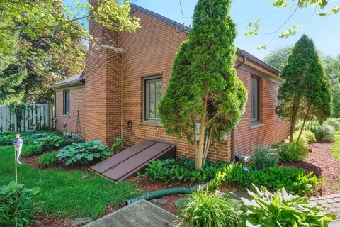 2008 Stadium Blvd, Ann Arbor, MI 48104 photo 40
