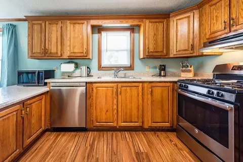 940 Lucy Rd, Howell, MI 48843 photo 11