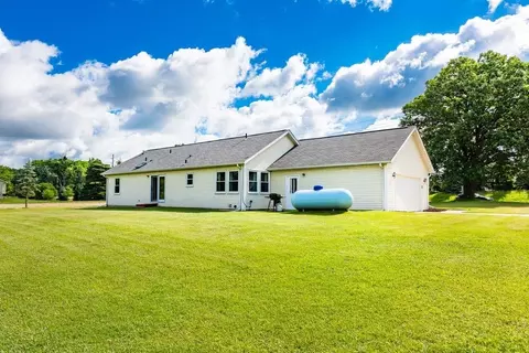940 Lucy Rd, Howell, MI 48843 photo 32