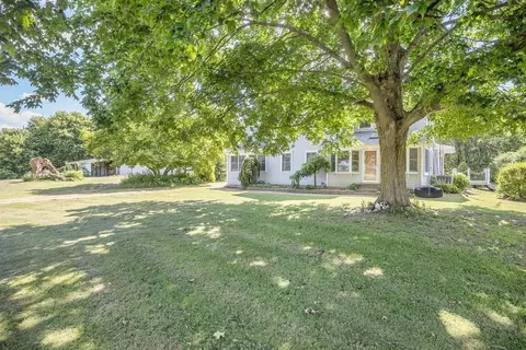 13950 Bunkerhill Rd, Munith, MI 49259 photo 2