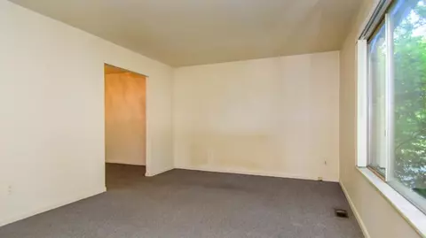 1014 Elder Blvd, Ann Arbor, MI 48103 photo 10