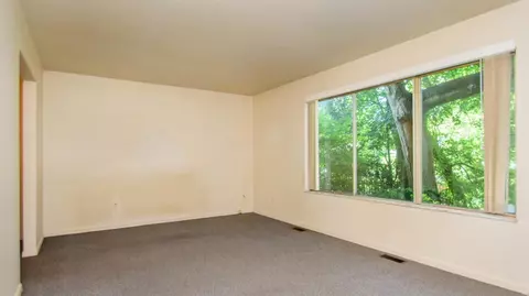 1014 Elder Blvd, Ann Arbor, MI 48103 photo 9