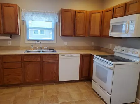 527 Orange St, Jackson, MI 49202 photo 7