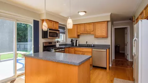 956 Watson Dr, Saline, MI 48176 photo 5