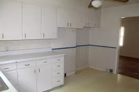 7641 Ann Arbor St, Dexter, MI 48130 photo 5