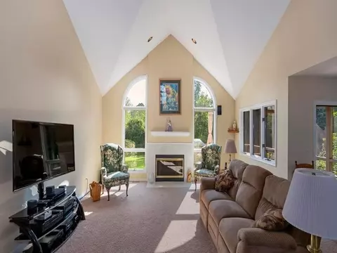 2420 Bent Tree Dr, Dexter, MI 48130 photo 8