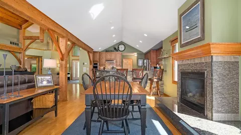 7465 Noahs Lndg, Gregory, MI 48137 photo 11