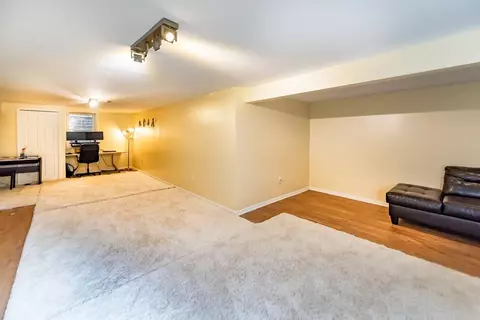 3473 Ashburnam, Ann Arbor, MI 48105 photo 27