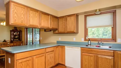 3071 Crabtree Dr, Tecumseh, MI 49286 photo 14