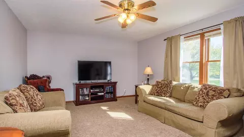 3071 Crabtree Dr, Tecumseh, MI 49286 photo 6